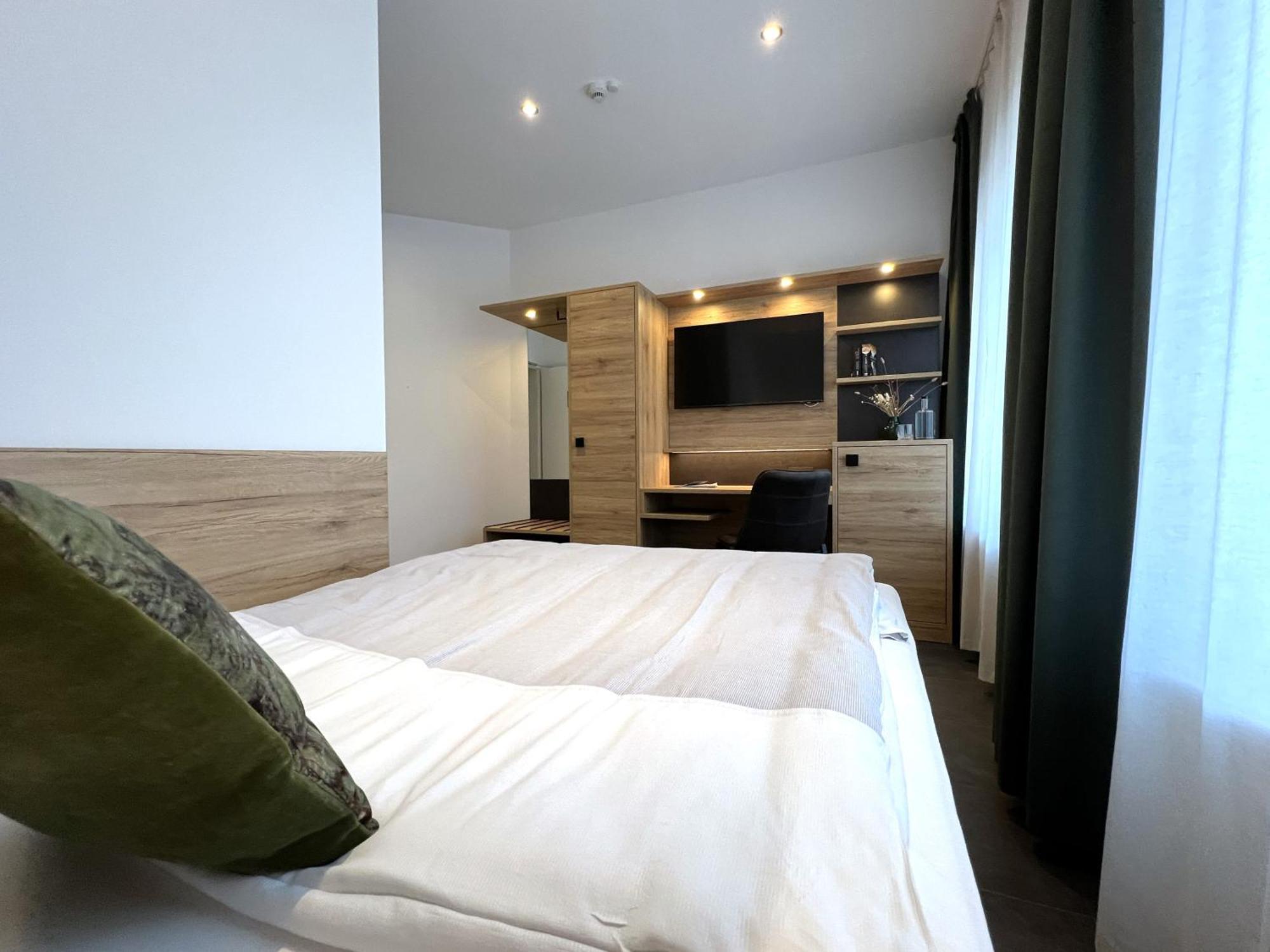 Haus Kuckenberg Hotel Burscheid Luaran gambar