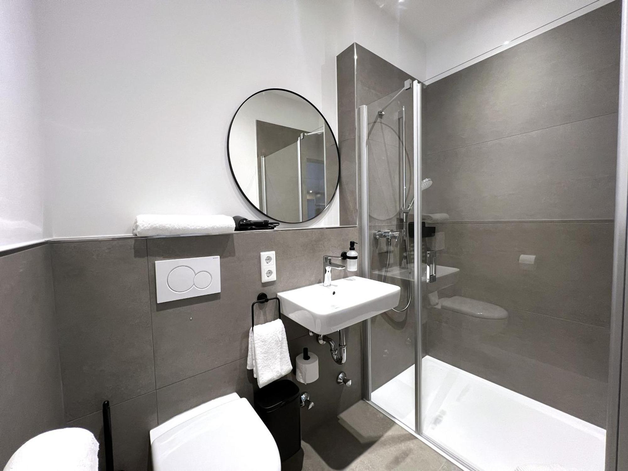 Haus Kuckenberg Hotel Burscheid Luaran gambar