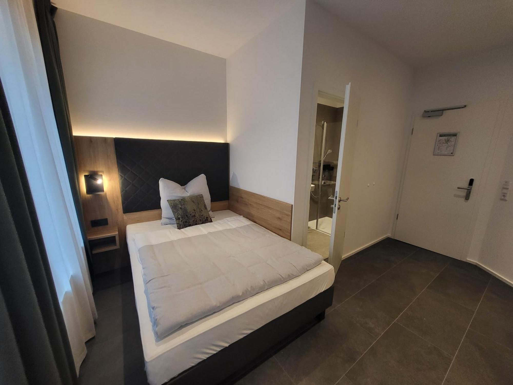Haus Kuckenberg Hotel Burscheid Luaran gambar